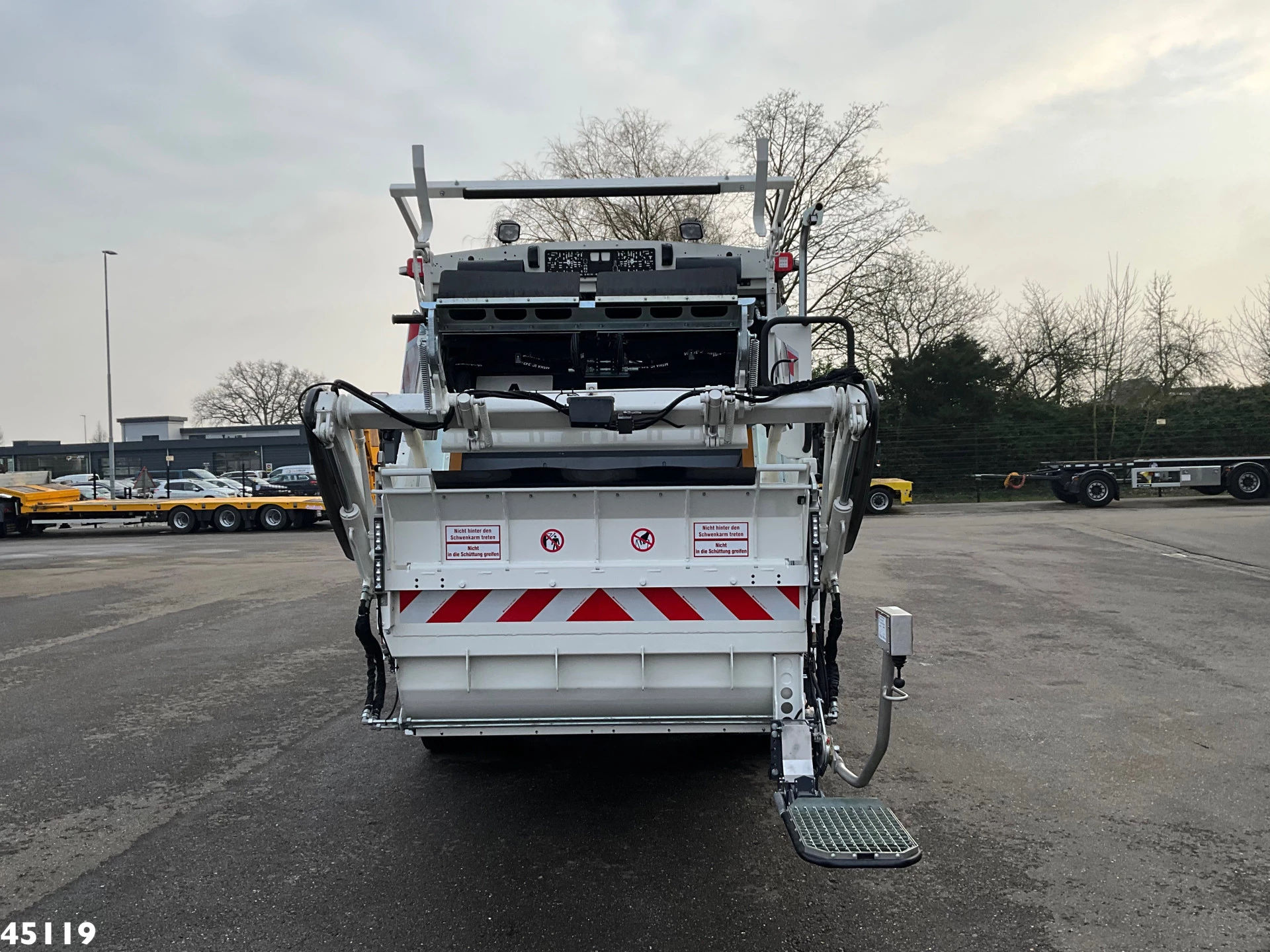 FUSO eCanter 9C18 M-Batt Zoeller 7m³ 100% Elektrisch 2025 Bild 7