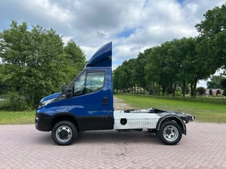Iveco Daily 2018 - 40 C18 Be trekker 9.4 TON euro 6 imagem 3