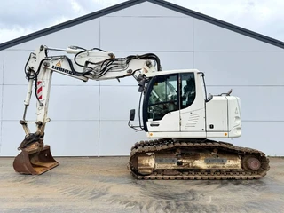 Liebherr 2017 - R914 Compact - 5 Buckets + Forks + Tooth / Triple obrázek 2 náhled