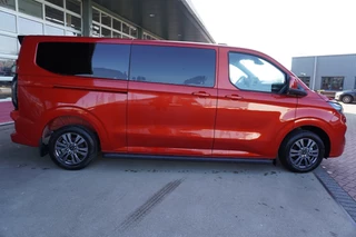 Ford Transit Custom 2024 - 320L 2.0 TDCI 136pk L2H1 Limited image 3