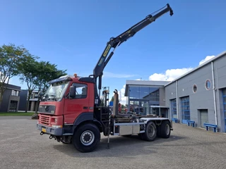 Volvo FM 1350-420 2002 - / 6X6 / NL TRUCK / 2XBIG AXLE / PALFINGER PK15500 CRANE / ROTATOR / 371901 KM / FULL-STEEL / STEERING AXLE / MANUAL / EURO-3 / 2002 afbeelding 2 miniatuur