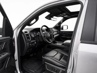 Dodge Ram 1500 2022 - 5.7 V8 4x4 Crew Cab Limited image 17