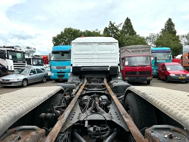 MAN 26.414 1999 - FNL-T (6-CILINDERHEADS) 6x4 CHASSIS (EURO 2 / ZF16 MANUAL GEARBOX / REDUCTION AXLES) obrázek 10