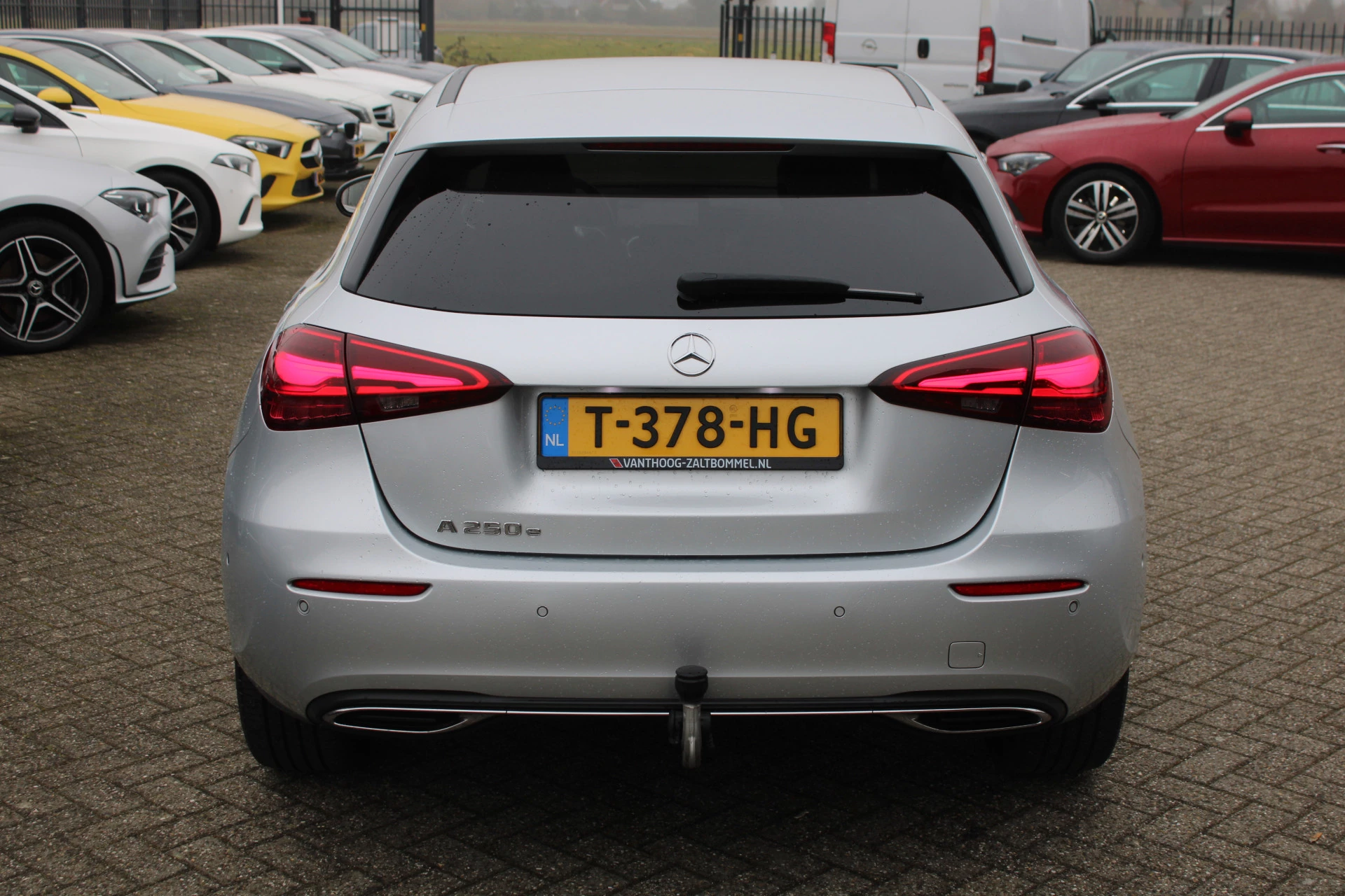 Mercedes-Benz A-Class 2023 - 250e AUT8 Luxury Line (FACELIFT) LEDER SFEER NAVI TREKHAAK obrázek 7