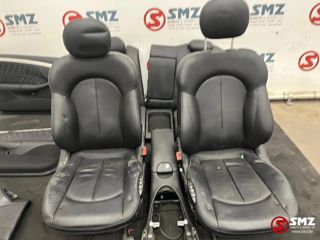 Mercedes-Benz - Occ set interieur met zetels W209 FL Mercedes obrázek 3