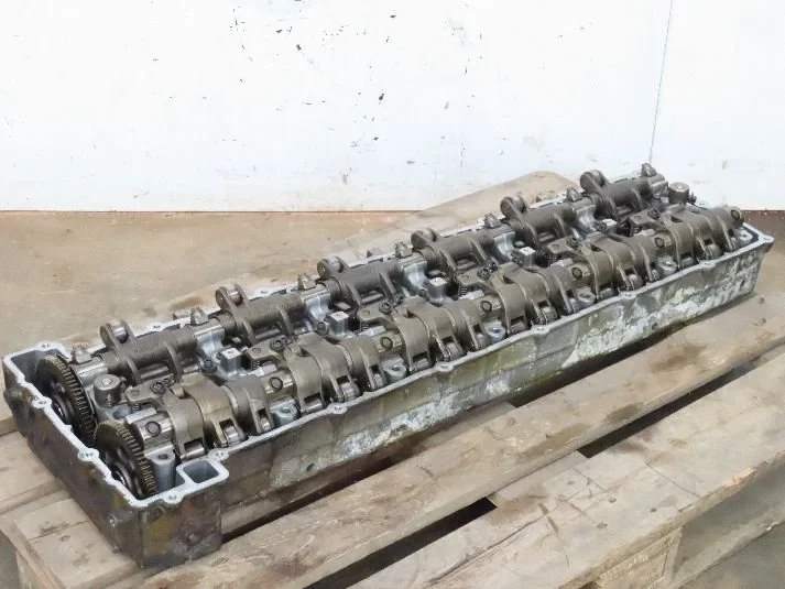 Mercedes-Benz - Engines & Parts Nokkenashuis compleet MB OM471 afbeelding 1