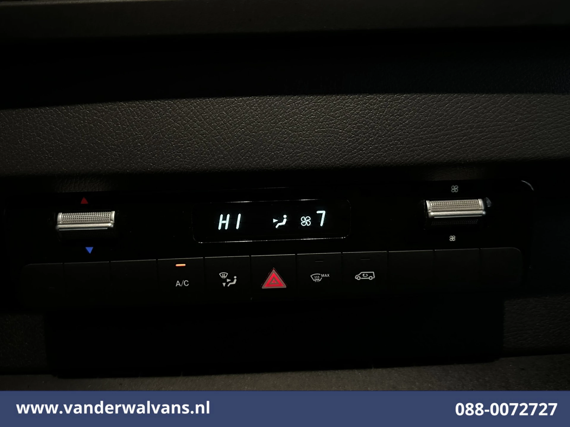 Mercedes-Benz Sprinter 2020 - 314 CDI 143pk L2H2 Euro6 Airco | Camera | Apple Carplay | Trekhaak | Cruisecontrol immagine 7