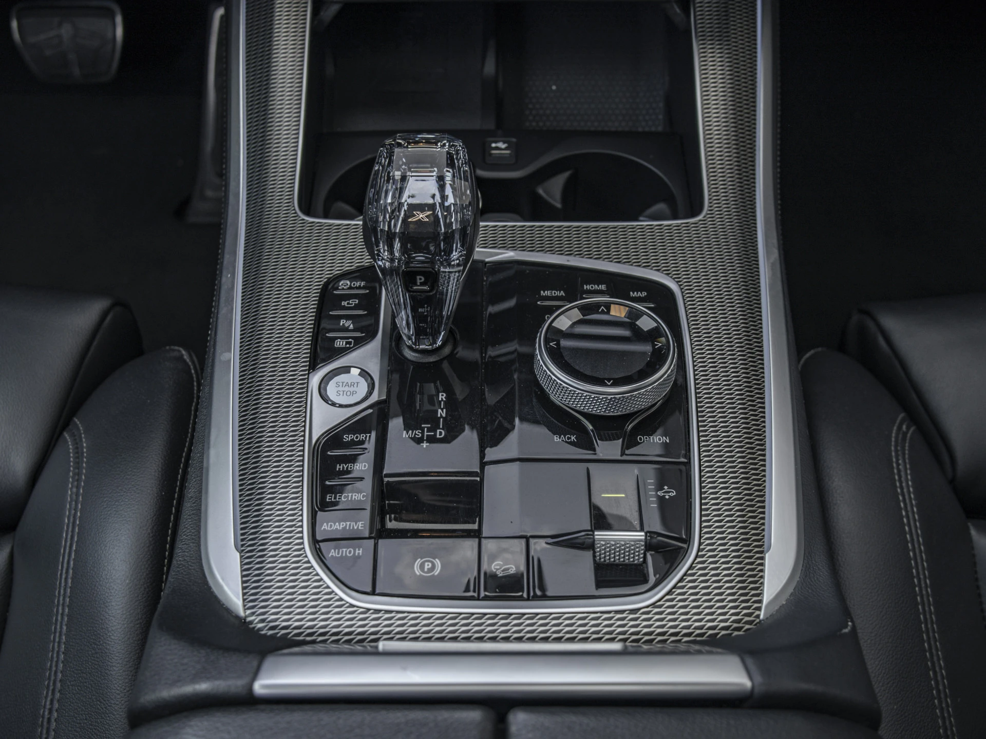 BMW X5 2022 - | xDrive45e | High Executive M-Sport Pakket afbeelding 26