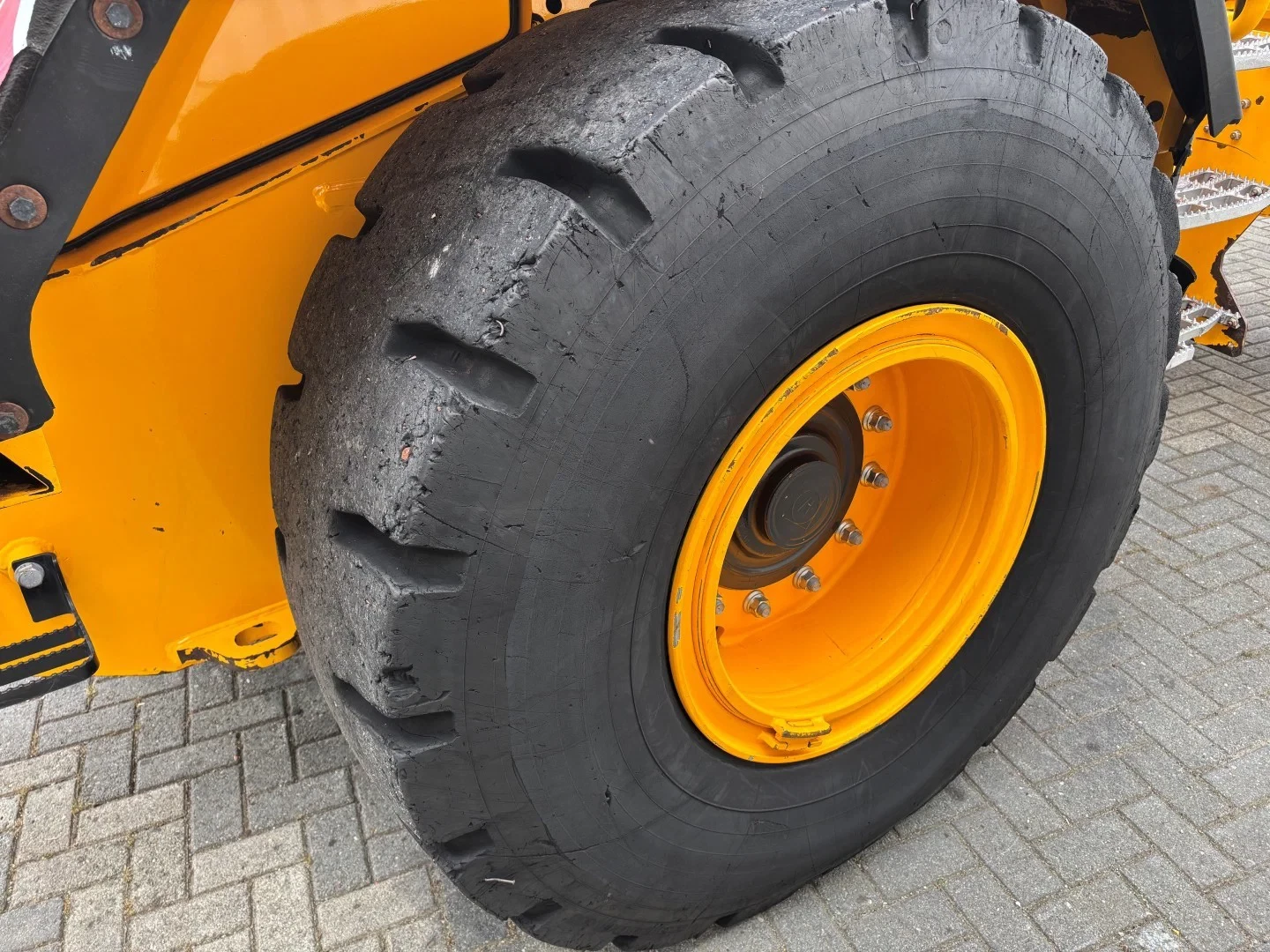 JCB 2018 - 437WHT T4F Wheelloader, highlift with hightip bucket, 2018 year afbeelding 10
