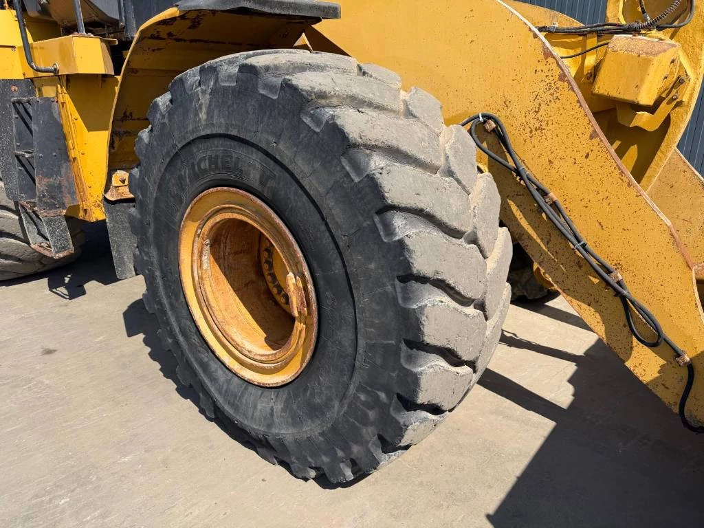 Cat 2015 - 972M obrázek 23