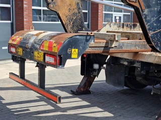 Volvo FMX 330 2017 - 6x2*4 - Skiploader Laxo - Euro 6 - Steering axle - Rear extendable image 13
