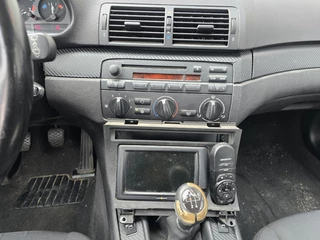 BMW 3 Series 2004 - 316i Special Executive APK tot 07-2027 obrazek 12