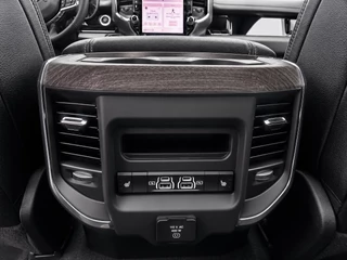 RAM 1500 2024 - LARAMIE Laramie Hurricane, BPM VRIJ | Incl. Tonneau cover |Panoramadak | Bijrijders scherm| Adaptieve Cruise Control! obrazek 25