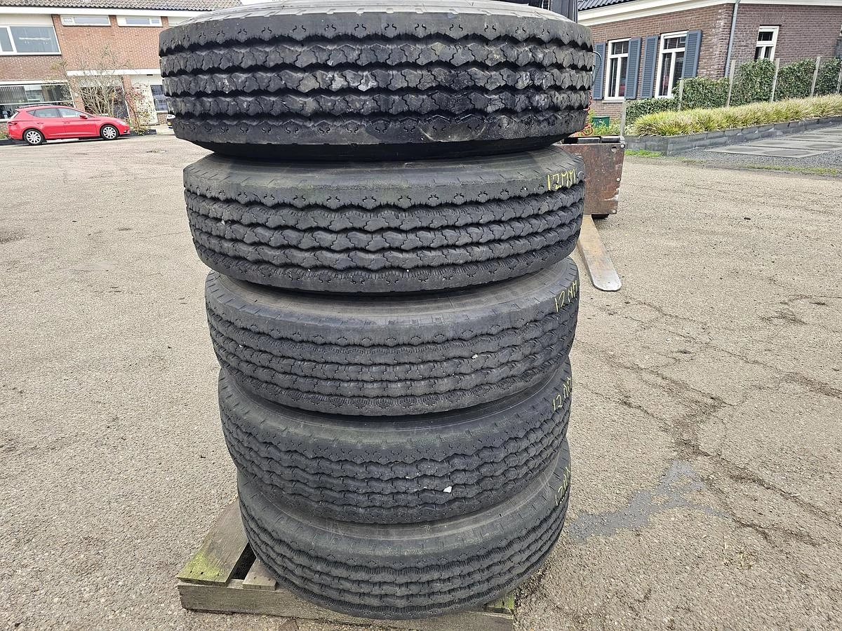 MICHELIN 275/80 R 22.5 2005 afbeelding 4
