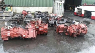 Transmission DAF MAN SCANIA VOLVO IVECO RENAULT MAGIRU MISCELLA afbeelding 3 miniatuur