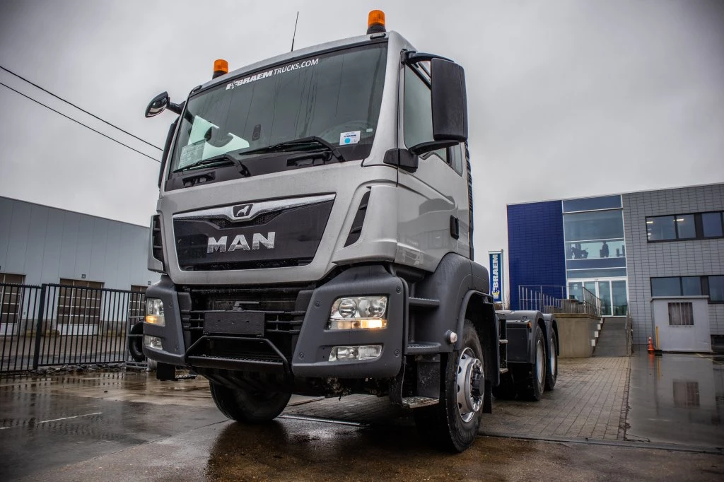 MAN TGS 2020 - 26.470 6X6H +HYDR imagen 3