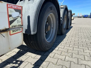 Schmitz Cargobull N/A 2014 - 45FT HC / Leergewicht: 4.240kg / BPW + Trommel / NL-Chassis zdjecie 18