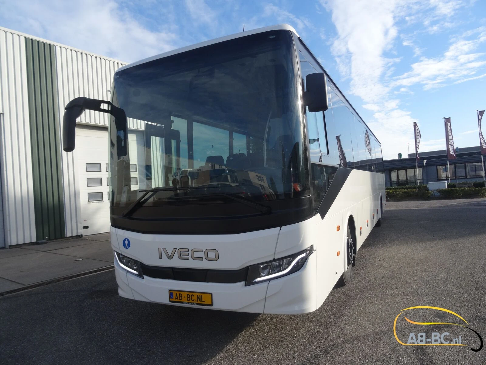 Iveco New 13 MTR Crossway 61 seats ADAS afbeelding 11