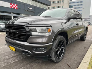 Dodge Ram 1500 2020 - 5.7 V8 4x4 Crew Cab Laramie Sport package image 6