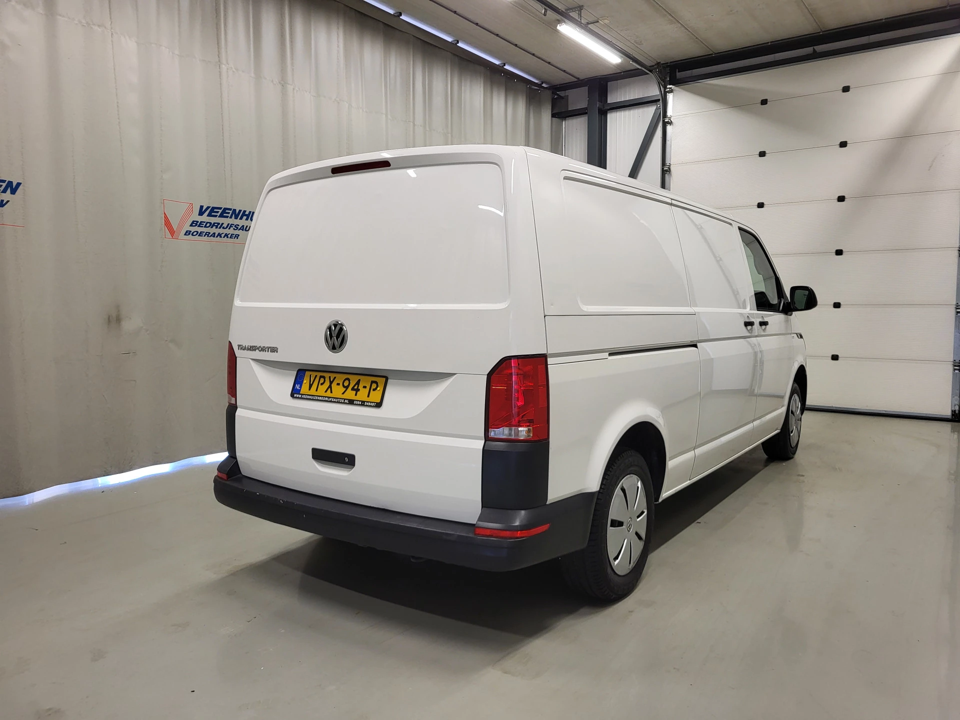 Volkswagen Transporter 2022 - 2.0TDI L2/H1 Euro 6! image 3