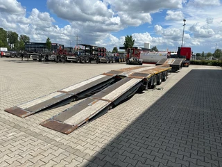 Broshuis N/A 2015 - 3ABSD Lowloader 3-axle / GVW: 53.000kg / Neck: 23.000kg / hydraulic steering + ramps + loading table / 4.60m extendable / winch / liftaxle immagine 10