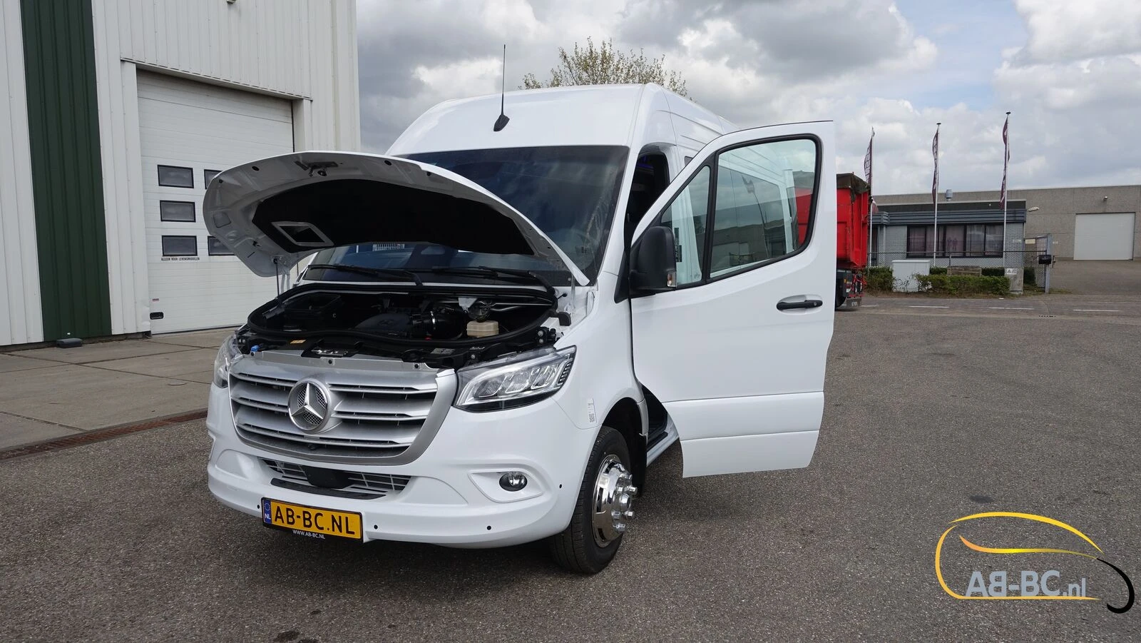 Mercedes-Benz Sprinter 2026 - Aveuro 519 CDI 21 seats EURO 6 obrázek 24