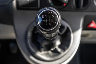 Volkswagen Transporter 2015 - L1H1 | Trekhaak obrazek 21