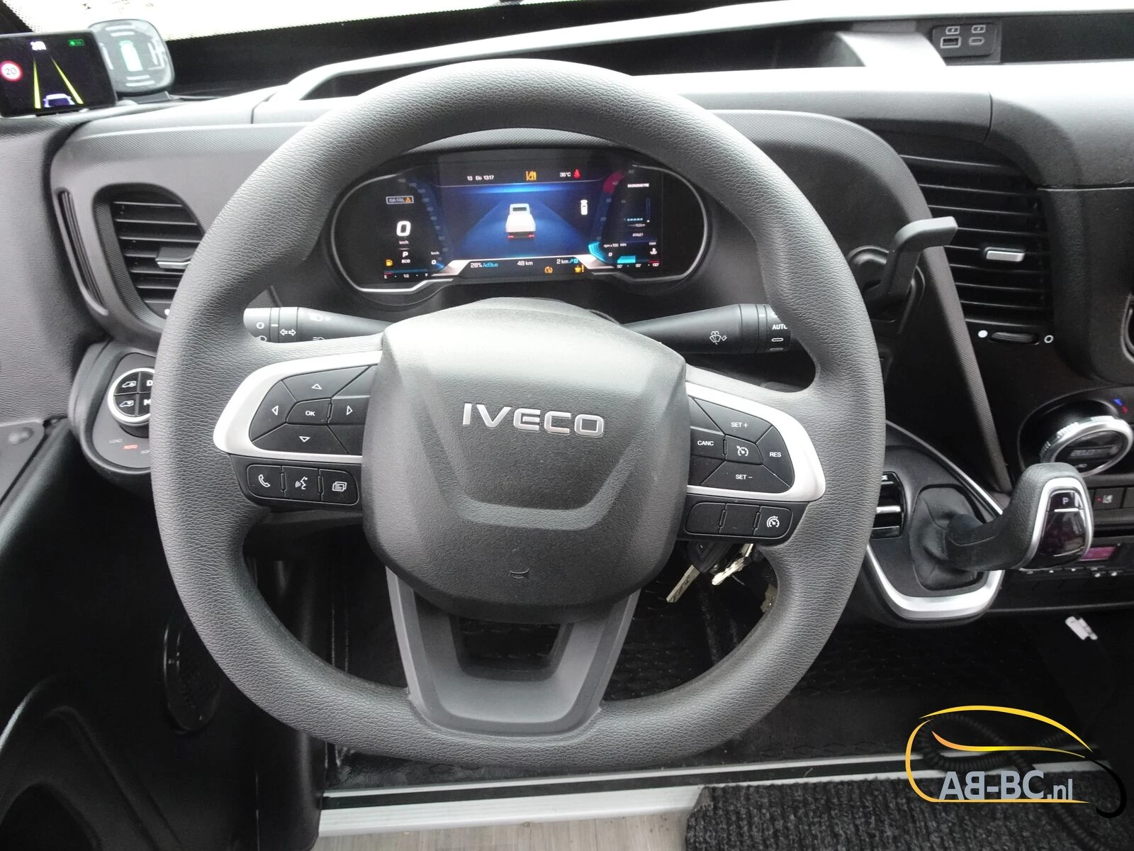 Iveco Aveuro Tourna 35 Seats EURO 6 2 Units Available afbeelding 53