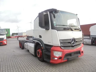 Mercedes-Benz Actros 2016 - 2340 LL 6X2 image 3