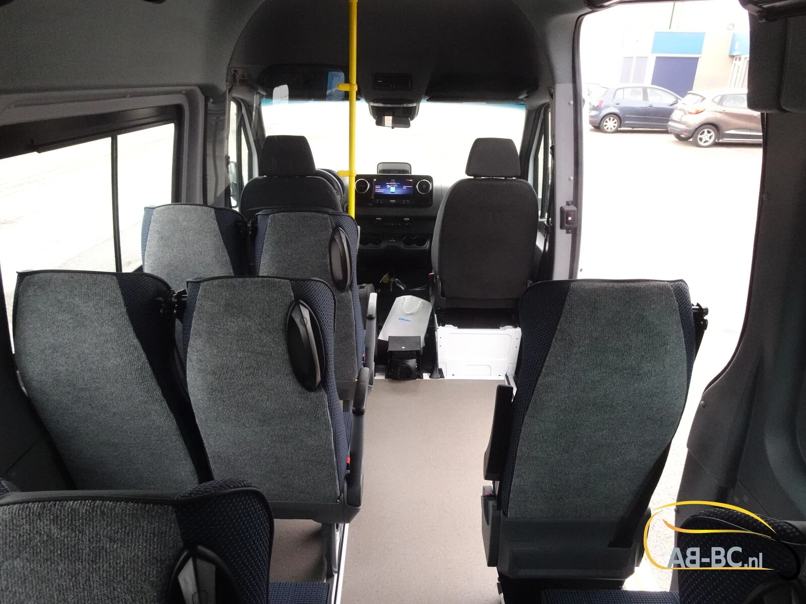 Mercedes-Benz eSprinter - 17 Seats Electric Range: 465 km Bild 69