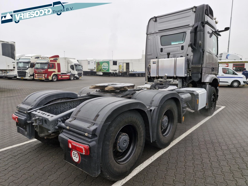 Mercedes-Benz 2021 - Arocs 3351 LS image 3