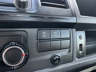 Volkswagen Transporter 2017 - 2.0 TDI 150 PK 4-MOTION E6 / 4x4 / PICK UP / TREKHAAK / 1e EIG. / AIRCO / 86.652 KM imagem 11