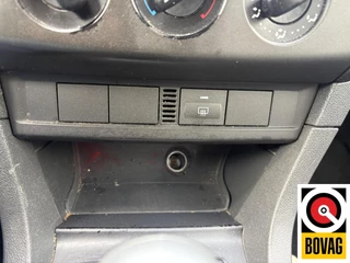 Ford Focus 2006 - Wagon 1.6-16V Ambiente obrazek 12