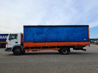 Nissan Atleon 210 / Manual / full steel suspension / 7.30mtr box 2001 - N/A immagine 6