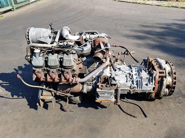 Mercedes-Benz OM401LA imagem 1
