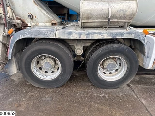 Renault N/A 2007 - Kerax 410 Dxi 8x4, Cifa, 9m3, Remote image 12