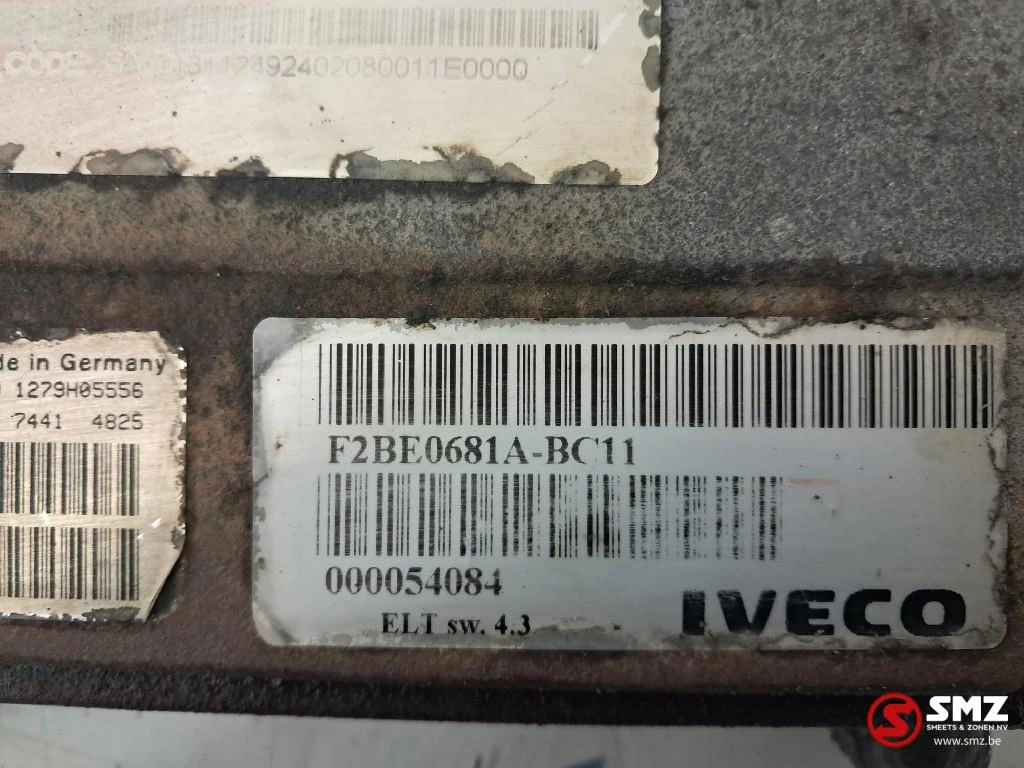 Iveco 2005 - Occ ECU motorbesturingseenheid F3AE0681A Cursor 8 obrázek 5