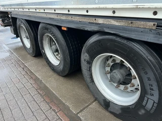 Krone N/A 2021 - SD / Closed Box / Dhollandia / 1x Lift Axle immagine 7