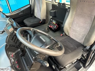 Iveco Trakker 2018 - 360 6x4, EURO 6, Palfinger, Remote image 10