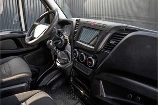 Iveco Daily 2015 - 35S13 L2H1 | 3.5T Trekgewicht | Climate | 3-Zits | Camera | Carplay | Cruise image 2