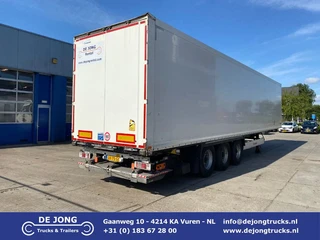 Krone 2021 - SD / Closed Box / Dhollandia / 1x Lift Axle en venta