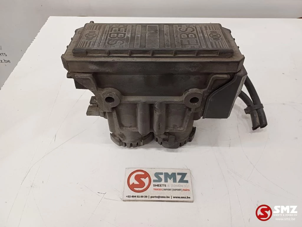 Mercedes-Benz 2012 - Occ EBS achterasmodulator Mercedes immagine 2