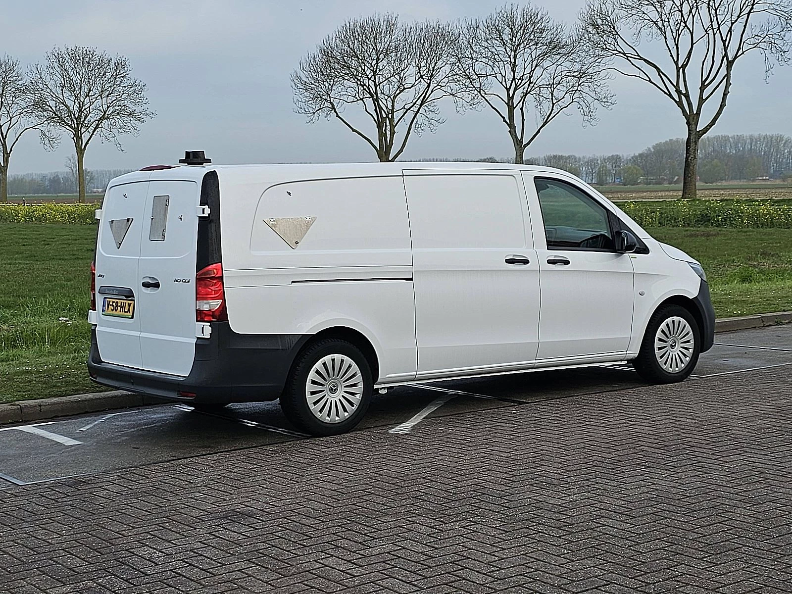 Mercedes-Benz Vito 2024 - 110 image 3