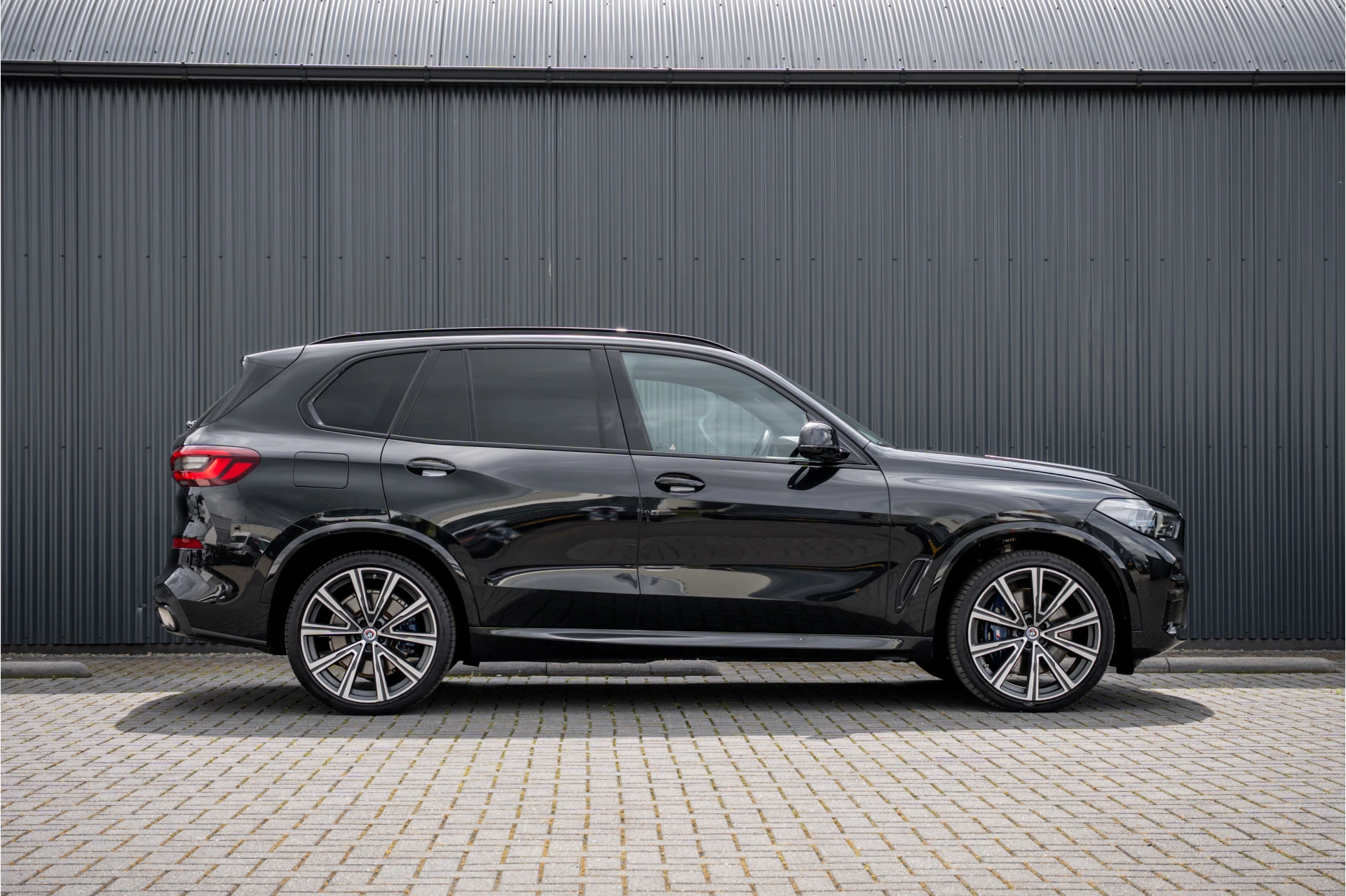 BMW X5 2023 - xDrive 45e High Executive | M sport | Panoramadak | 22" LMV | Laserlight | Memory Seats | Harman Kardon | Camera | Carplay | Cognac Leder immagine 6