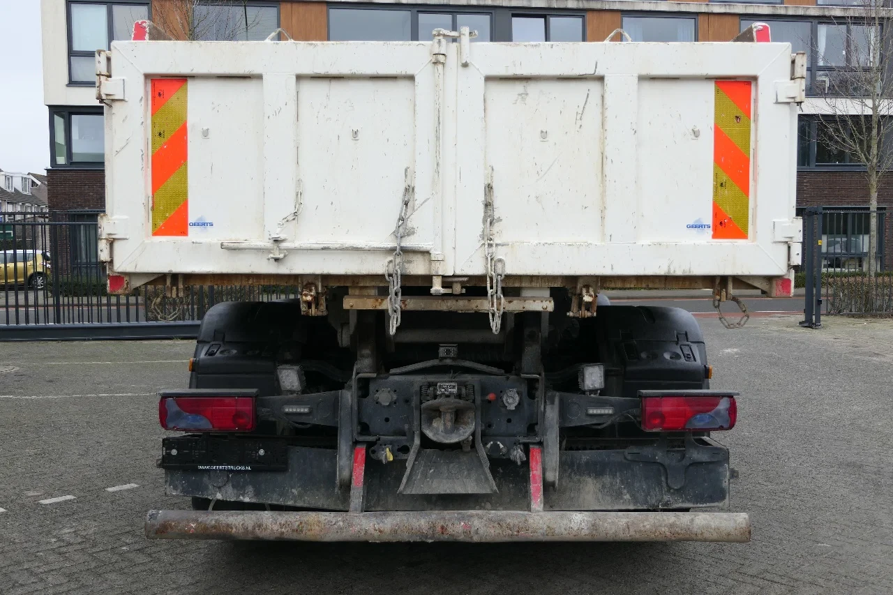MAN TGS 2009 - 35.400 | 8X4 | HIAB 144 BS-3 DUO + Remote Control | 25Ton Tipper | 468407Km | 2009 | Euro4 | Belgium Truck Bild 8