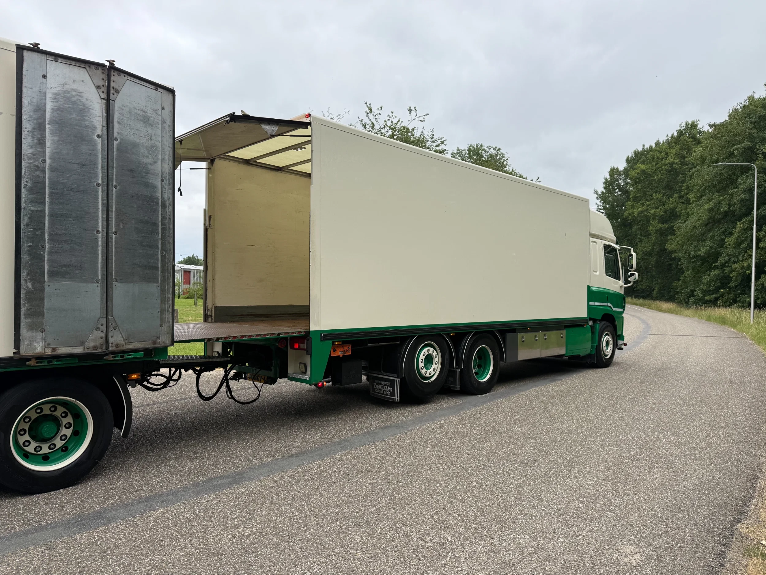 DAF CF 440 2016 - CF440 6X2 Bakwagen met 2 assige Floor schamel aanhangwagen NIEUWSTAAT afbeelding 19