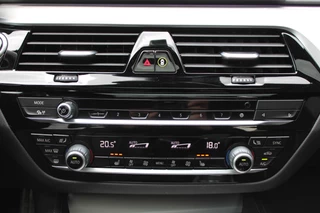 BMW 5 Series 2022 - 520e M-SPORT SCHUIFDAK LEDER MEMORY CARPLAY HEAD-UP obrazek 22