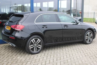 Mercedes-Benz A-Class 2021 - 250e AUT8 Advantage TREKHAAK CAMERA STUURWIELVERWARMING NAVI DAB obrazek 4