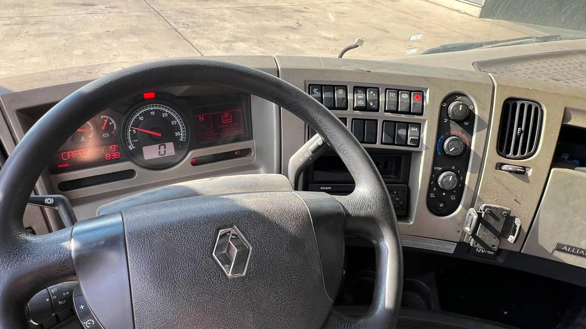 Renault Premium 430 DXI 2011 afbeelding 11