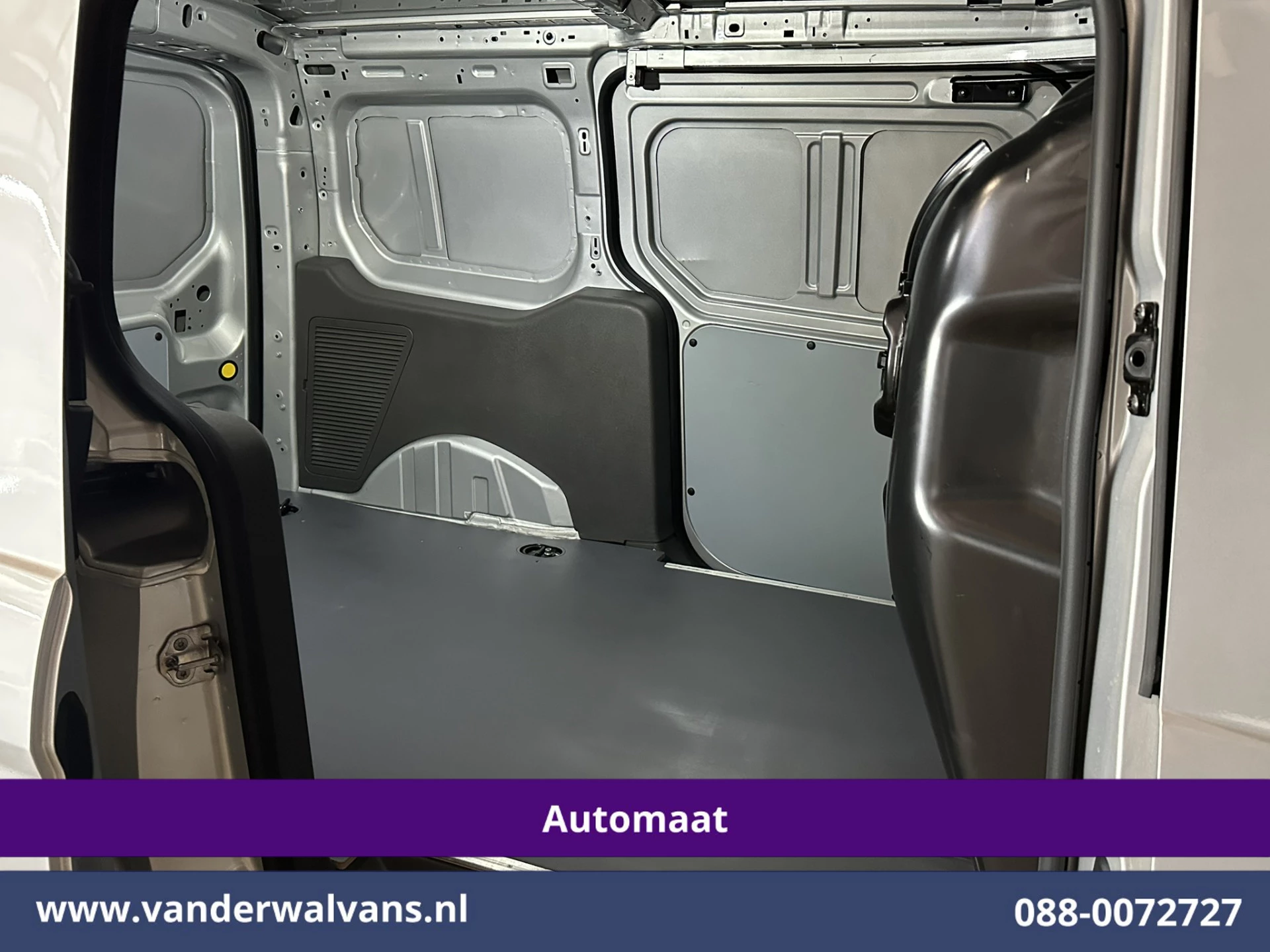 Ford Transit Connect 2022 - 1.5 EcoBlue 120pk Automaat L2H1 Euro6 Airco | 2x Zijdeur | 3-Zits | Camera | Navigatie | Cruisecontrol immagine 16